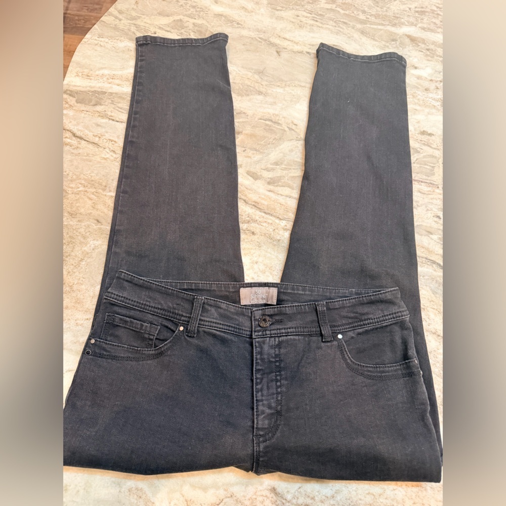 Chico’s So Slimming Excelsior Cargo Pants Charcoal Gray Tummy Control 1 Short M